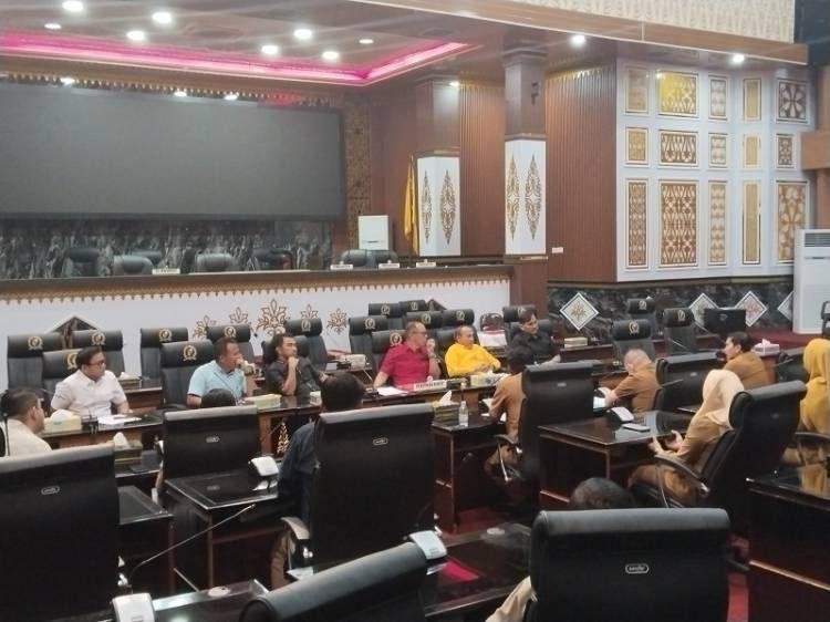 ASN dan Honorer RSD Madani Datangi Komisi I, Adukan Terkait Mutasi Pegawai Hingga Kontrak Kerja