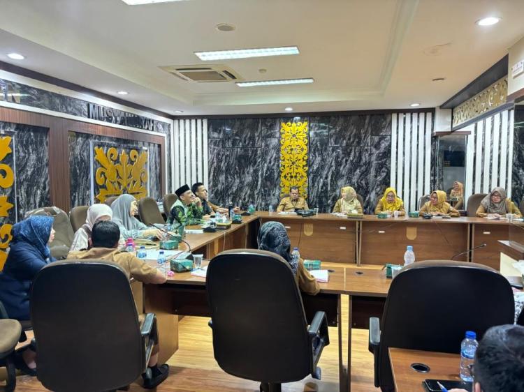 Bahas Jadwal Pembelajaran Selama Bulan Suci Ramadhan, Komisi III Rapat Bersama Disdik Pekanbaru 